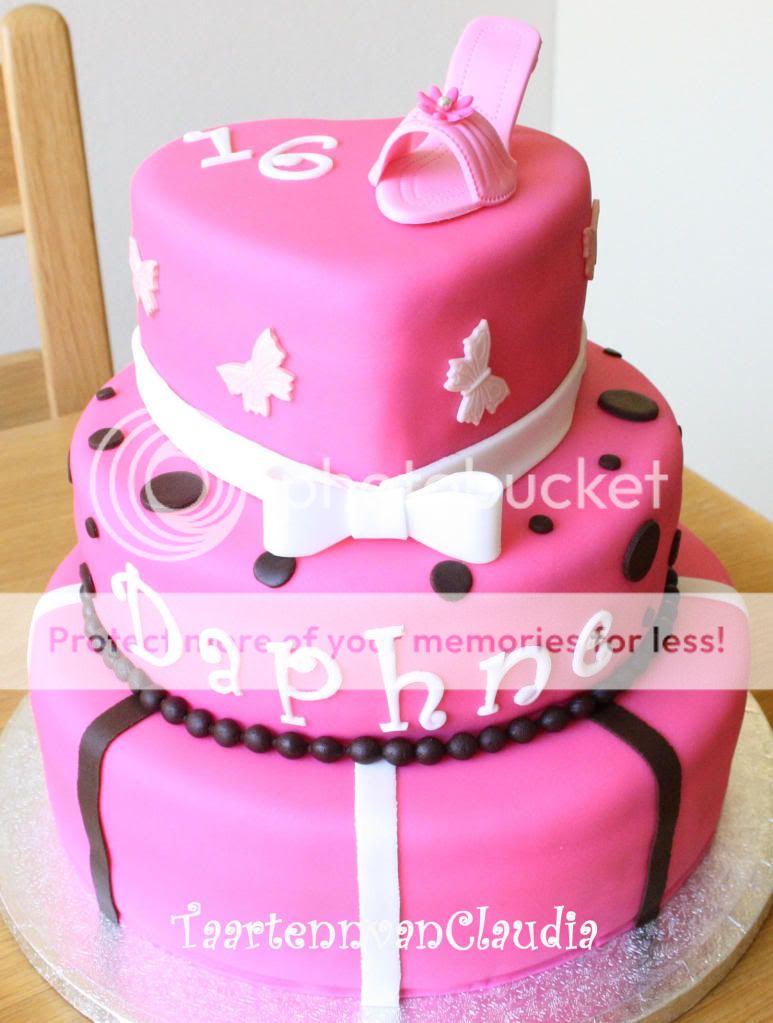 http://i333.photobucket.com/albums/m371/TaartenvanClaudia/153.jpg